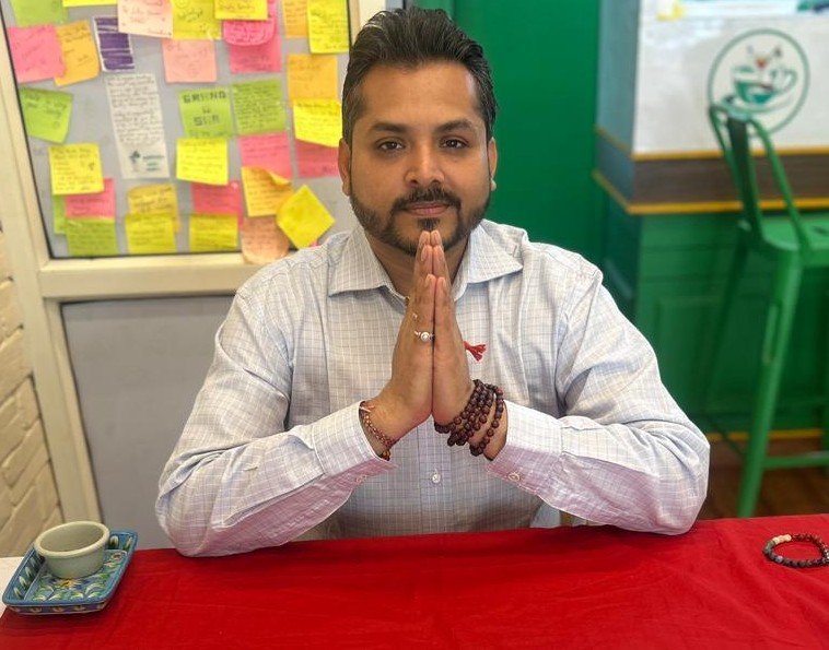 Viren D Dodhia
